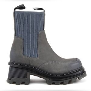 Dr. Martens Chelsea Corran Boot (NWOT)